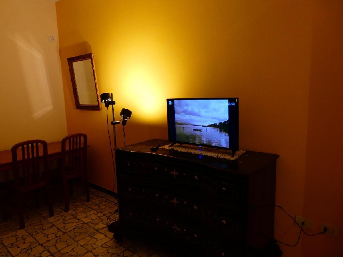 Casa Storica E Confortevole Empoli Exterior foto